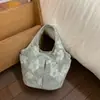 Otoño 2026 Nueva Moda Casual Retro Encaje Bolso de Mano Tote Gran Capacidad para Viajes de Trabajo Personalidad Bolso Cubo Tendencia