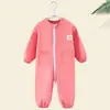 Enterizo de una pieza para bebés, Anti-suciedad y Anti-manchas, Corte holgado para Otoño e Invierno, Adecuado para pintar y gatear, Se puede usar como ropa exterior
