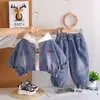 2026 Conjunto de Ropa de Otoño para Bebé Niño Elegante Niño Primavera/Otoño Chaqueta de Mezclilla con Letras Ropa Niño Conjunto de Tres Piezas Moderno