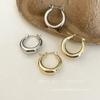 Lujo Ligero Nicho Metálico Rework Anillo Simple Hebilla de Oreja Arete Simple de Alta Gama Combinable Aretes Elegantes Joyería para la Oreja de Mujer