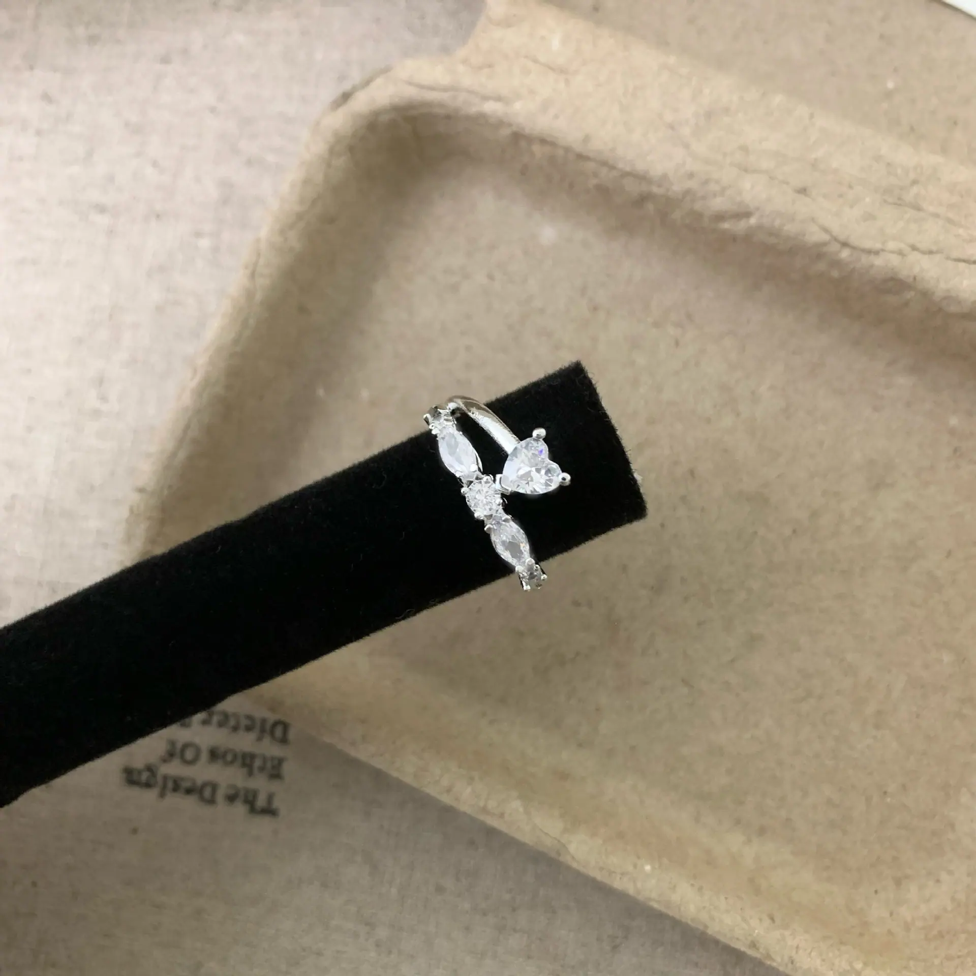 双层爱心白锆