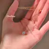 Colgante de Nariz Mismo Estilo que Zhao Lusi Cadena para Clavícula de Mujer Zirconia Diamante Único Mini 2 Quilates Oro Champán Collar de Diamante de Cuatro Garras