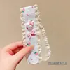 Lindas y elegantes pegatinas florales para el cabello, de alta gama y con estilo, perfectas para crear un look de moño alto voluminoso, populares entre los influencers, 2026 nuevas pegatinas mágicas bordadas