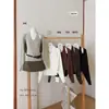 Conjunto de Top Halter de Cuello V Suave Estilo Coreano para Mujer Otoño AS OFFICIAL + Cárdigan de Punto Trenzado 16835