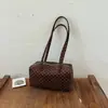Bolsa de Almofada Nova Retro de Bolinhas Outono Cross2026 Textura de Camurça Bolsa de Ombro Único Bolsa de Mão Versátil da Moda