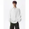 Camiseta Masculina de Manga Longa com Gola Redonda, Blocos de Cor em Contraste, Estilo Americano, Estação Primavera, Peça Básica Casual Solta Retro Resistente