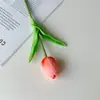Fornecimento Transfronteiriço Genuíno Alta Qualidade Toque de Mão Hidratante PU Mini Tulipa Flores Artificiais Flores Artificiais Decoração de Casa Flores