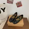 Confortáveis Sapatos Loafer de Encaixe Quadrados para Primavera e Outono 2026 com Tira Única Baixos Novos Retro Mary Jane Solado Macio Femininos