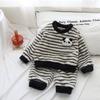 Conjunto Térmico de Veludo Quente para Meninas, Tamanhos Pequeno e Médio para Crianças, Veludo Dupla Face Confortável, Macio e Fofo, Pijama, Conjunto de Duas Peças para Casa