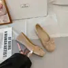 Sapatilhas redondas estilo francês com laço, novo modelo outono e inverno 2026, de sola reta, delicadas, de corte baixo, sapatos Mary Jane estilosos
