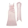 Atacado Transfronteiriço Verão 2026 Moda Europeia e Americana Casual Vestido Slim-Fit com Lenço e Alças de Espinha de Peixe para Mulheres H5003