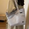 Bolsa de lona feminina de grande capacidade 2023 novo outono e inverno versátil casual saco de pano saco simples commuter tote bag