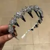 2025 Original Faixa de Cabelo Flor de Cristal Luxo Leve Pente Invertido Alto Padrão Faixa de Cabeça Tecida à Mão Cartão de Lavar Cabelo Atacado