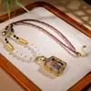 Nueva Cadena para Clavícula Estilo Chino Ágata Blanca Colgante Thangka Cordón Granate Hebilla de Liberación Rápida Cadena Adornos Simples para Colgar en el Cuello