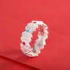 Anel Feminino Yuhong Retro Fashion com Filigrana Floral Vazado Retro Nicho Versátil Aberto Venda Direta da Fábrica
