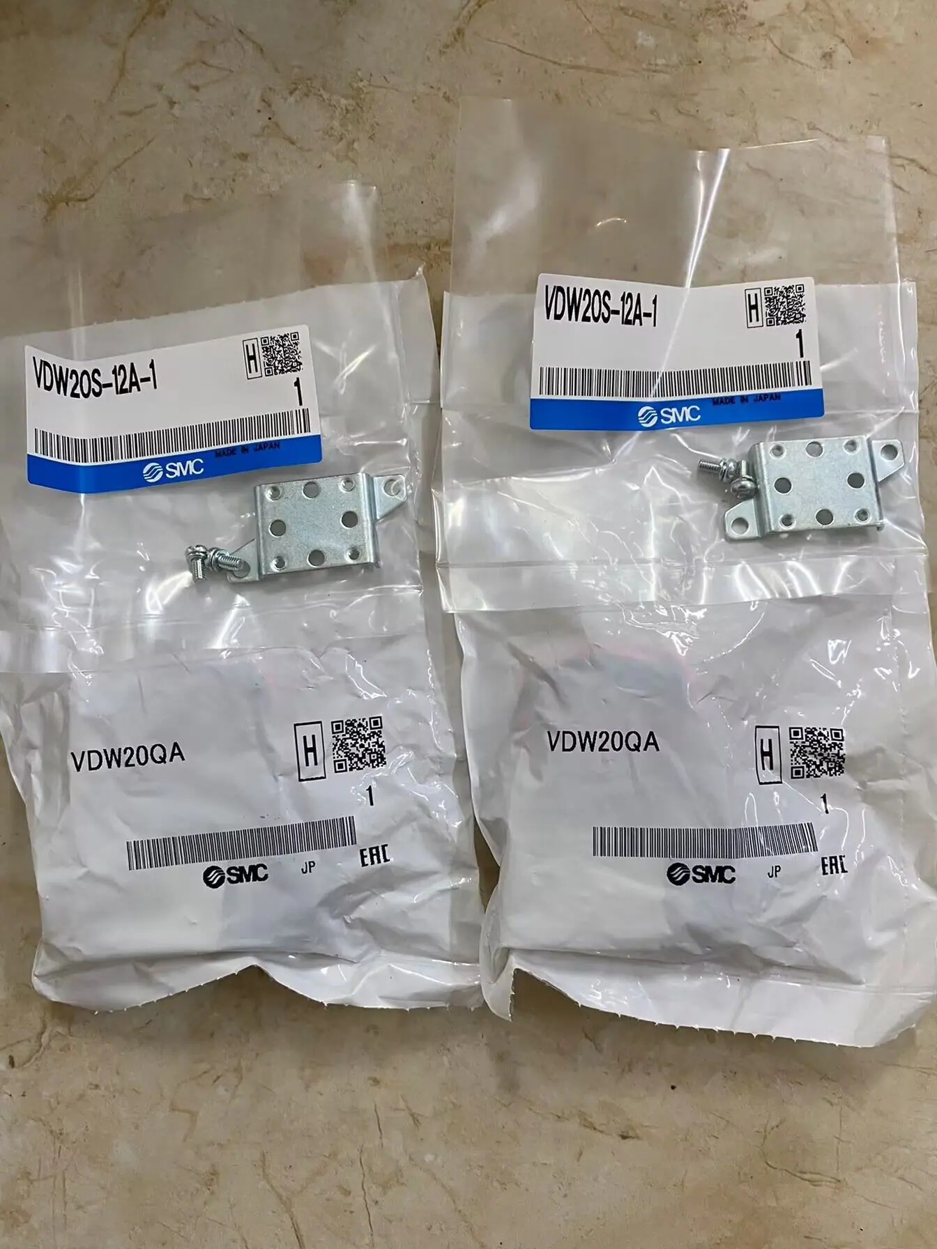VDW20QA1.jpg