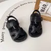 Sandalias elegantes de estilo coreano para niñas en verano, zapatos romanos cerrados para niños, sandalias de princesa de suela blanda para bebés, zapatos de playa de moda