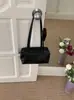 Bolso tipo almohada retro de textura suave transfronterizo, nueva colección otoño 2026, bolso de hombro simple, moderno y versátil, adecuado para ir al trabajo, bolso de mujer estilo Boston