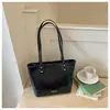Bolsa Tote de Ombro Casual Tecida com Padrão de Diamante Transfronteiriça 2026 Color-Blocking Moda Coreana Nova Grande Capacidade Retrô para o Dia a Dia