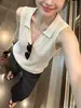 Chaleco de punto hueco con solapa estilo "old money" francés para mujer, camiseta polo de verano fina ajustada con cuello en V, top sin mangas