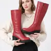 Botas femininas de outono e inverno, bico redondo, salto alto, de travessia de fronteira, botas de moda com sola grossa, salto quadrado antiderrapante, botas femininas de tamanho grande, botas de cano alto de cor sólida