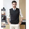 Chaleco de punto de lana con cuello en V de otoño transfronterizo para hombre, suéter de punto liso para usar como base, chaleco casual con cuello en forma de corazón para hombre