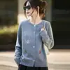 Nuevo Cardigan de Lana Peinada Pequeño Fresco Otoño e Invierno 2025 Cuello Redondo Tejido Manga Larga para Mujer con Diseño Bordado