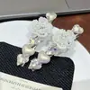 Pinza para el cabello de alta gama con forma de corazón de perla, pinza de pico de pato para flequillo lateral, pinza lateral de figura de ocho con pedrería para mujer