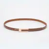 Cinturón Retro de Lujo Ligero de Cintura Fina para Mujer Cinturón de Cuero Estilizador de Cintura para Vestido de Gama Alta Accesorio Versátil de Temperamento Venta al por Mayor