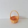 Cesta de colheita de frutas infantil primavera e verão brincadeira ao ar livre cesta de vime côncava bolsa de palha mini armação pequena para meninos e meninas