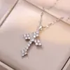 Colar Feminino Colorido Zircônia Joias Design de Nicho Pingente Cruz Completo em Diamante Colar Corrente de Clavícula em Aço Inoxidável