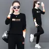 Conjunto de Moletom Redondo com Manga Longa, Estampa de Letras Color Block Patchwork da Moda para Mulheres, Primavera e Outono, Tamanho Plus, Conjunto Casual Elegante de Duas Peças
