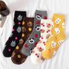 Calcetines de algodón con estampado de animales y frutas de Corea del Sur para mujer, bonitos calcetines de peluche con forma de corazón para niña, para otoño e invierno.