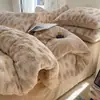Conjunto de cama de luxo de inverno em veludo de leite com pele de coelho de princesa, com capa de edredom de alta qualidade e lençol de cama em fleece de coral