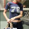 2025 Nuevo Verano Estilo Callejero Americano Impresión Digital Camiseta de Manga Corta en Contraste Tops Casuales Retro para Mujer