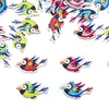 Múltiples Tipos de Botones de Pájaro de Dibujos Animados de Madera, Accesorios de Ropa DIY Pintados a Mano, 50 Piezas por Paquete, Listos para un Ambiente Festivo