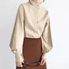 831 Suministro Cruzado 2025 Nuevo Estilo de Hong Kong Retro Cuello Alto de Pie de un Solo Botón Mangas de Linterna Elegantes Camisa Casual