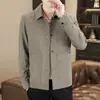 Ropa exterior de primavera y otoño para hombre: chaqueta de jacquard elegante, guapa y moderna con cuello de solapa, una chaqueta fina y fresca para hombres jóvenes