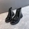 Novas Botas Martin de Couro Genuíno Estilo Britânico com Solado Grosso, Cadarço, Tamanho Grande, para Mulheres, Botas de Motocicleta Versáteis e Bonitas, Botas de Cavaleiro, Botas Curtas