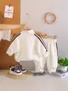 Otoño Nuevo Casual Deportivo Dos Piezas Bebé Primavera y Otoño Traje Niños y Niñas Bordado Bolsa Chaqueta Niños