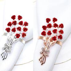 Vajilla de hotel Día de San Valentín servilletero rosa hebilla para servilleta servilletero aleación anillo de tela fabricantes mayoreo