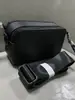 Nueva bolsa de cámara mack de contraste de color bolsa con marca de huella de palma bolsa de color macarrón bolsa cruzada de hombro con correa ancha