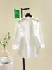 Camisa de Algodão Puro Bordada com Elemento de Gato para Mulheres, Nova Camisa Casual Versátil de Manga Longa para Outono com um Design Único