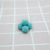 Paquete pequeño en stock Bola de pelo de alta elasticidad Bola pequeña de pelo de poliéster Bola de felpa colorida Bola de pelo hecha a mano accesorio de bola de pelusa para DIY