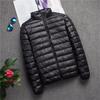 Jaqueta de Penas e Algodão Leve Nova para Homens Fora de Temporada, Gola Alta, Estilo Curto, Com Capuz Fino, Tamanhos Grandes para Homens de Meia-Idade e Idosos