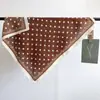 Pañuelo Cuadrado Pequeño de Imitación Seda Lana Algodón Lino, Nuevo Pañuelo de Seda Otoño e Invierno, Versátil para Viajes Diarios, Moda Retro, Chal Elegante de Alta Gama