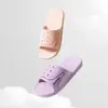 Sandalias Cómodas Antideslizantes de Verano 2026 Estilo Nuevo para Baño del Hogar para Mujer Venta al por Mayor de Fábrica para Parejas