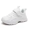 Venda quente transfronteiriça sapatos infantis sapatos brancos para crianças tênis esportivos respiráveis de malha para meninos sapatos para desempenho escolar tênis de corrida para meninas