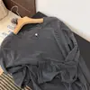 Camiseta de Manga Larga a Rayas con Cuello Redondo Estilo Coreano 2026 para Mujer, Corte Holgado, Adelgazante, Top Versátil, Camiseta Básica de Manga Larga a Rayas
