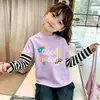 Camiseta infantil de manga comprida 100% algodão, blusa estampada de outono para meninas com efeito de duas peças, roupa de primavera e outono para bebês e crianças pequenas